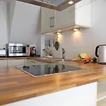 Ferienhaus mit neuen und sehr hochwertigen Appartements in zentraler Lage in Westerland