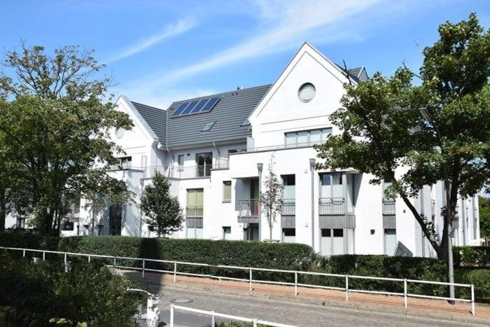 Mit Neuen Und Sehr Hochwertigen In Zentraler Lage In * Westerland